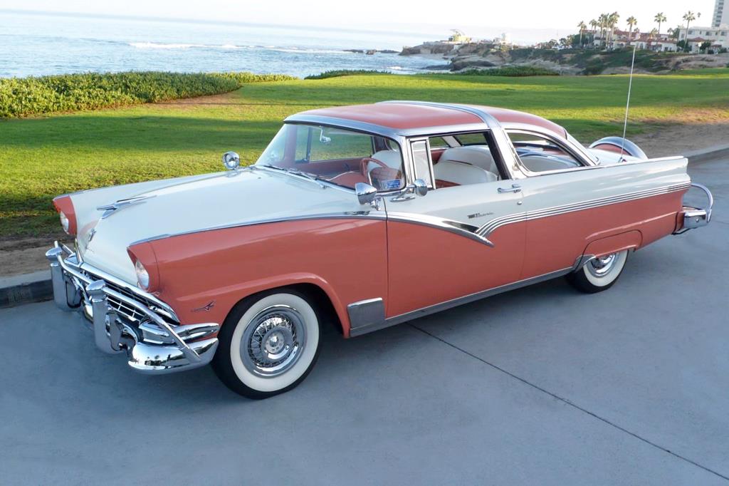 1956_crown_victoria.jpg